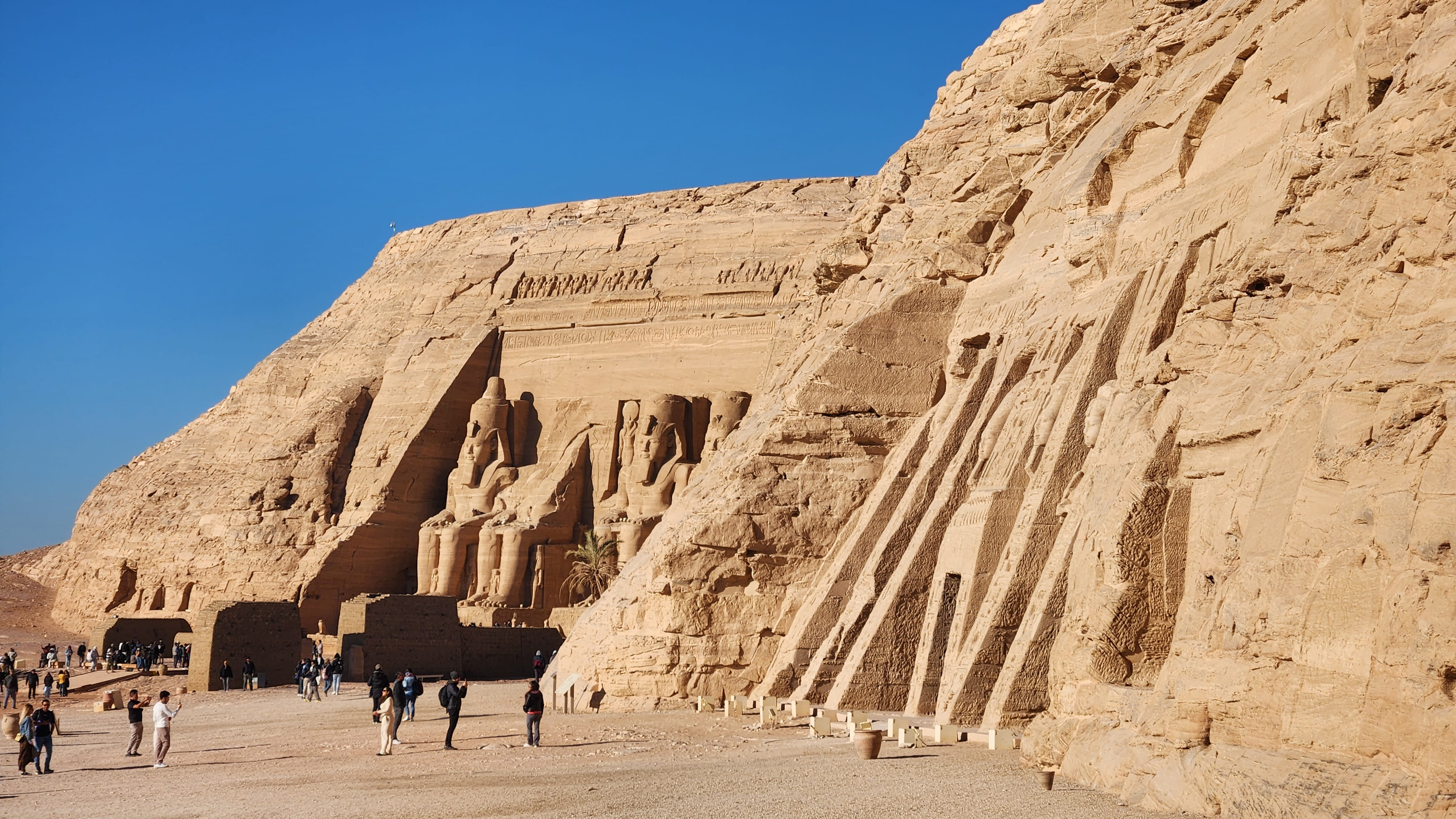 【6泊7日】エジプト旅行モデルコース|カイロ→アスワン→ルクソール縦断旅程(費用・移動・料金)